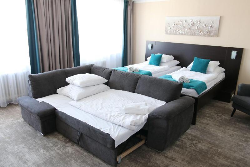 Hotel Crystal Košice Esterno foto