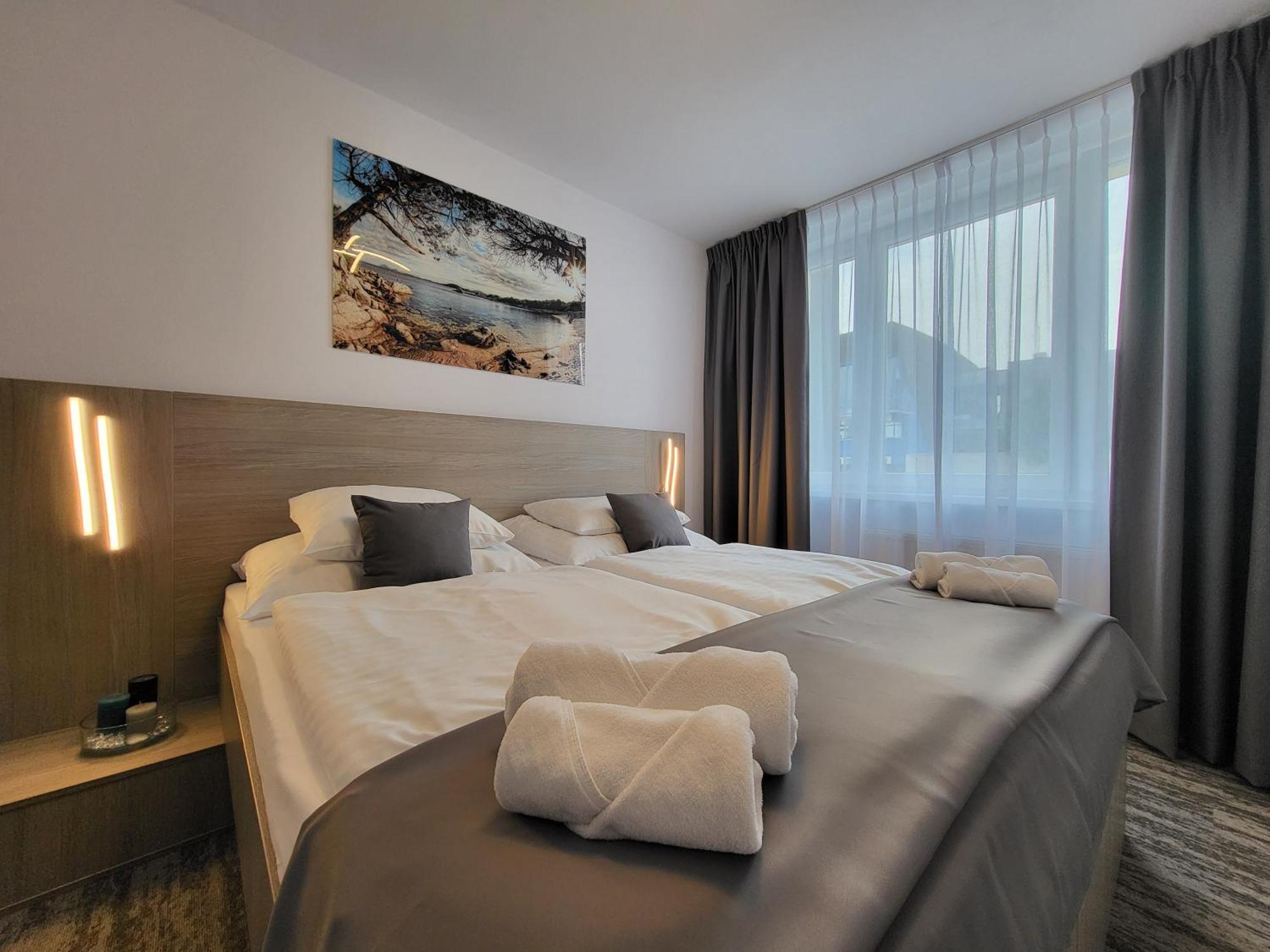 Hotel Crystal Košice Esterno foto