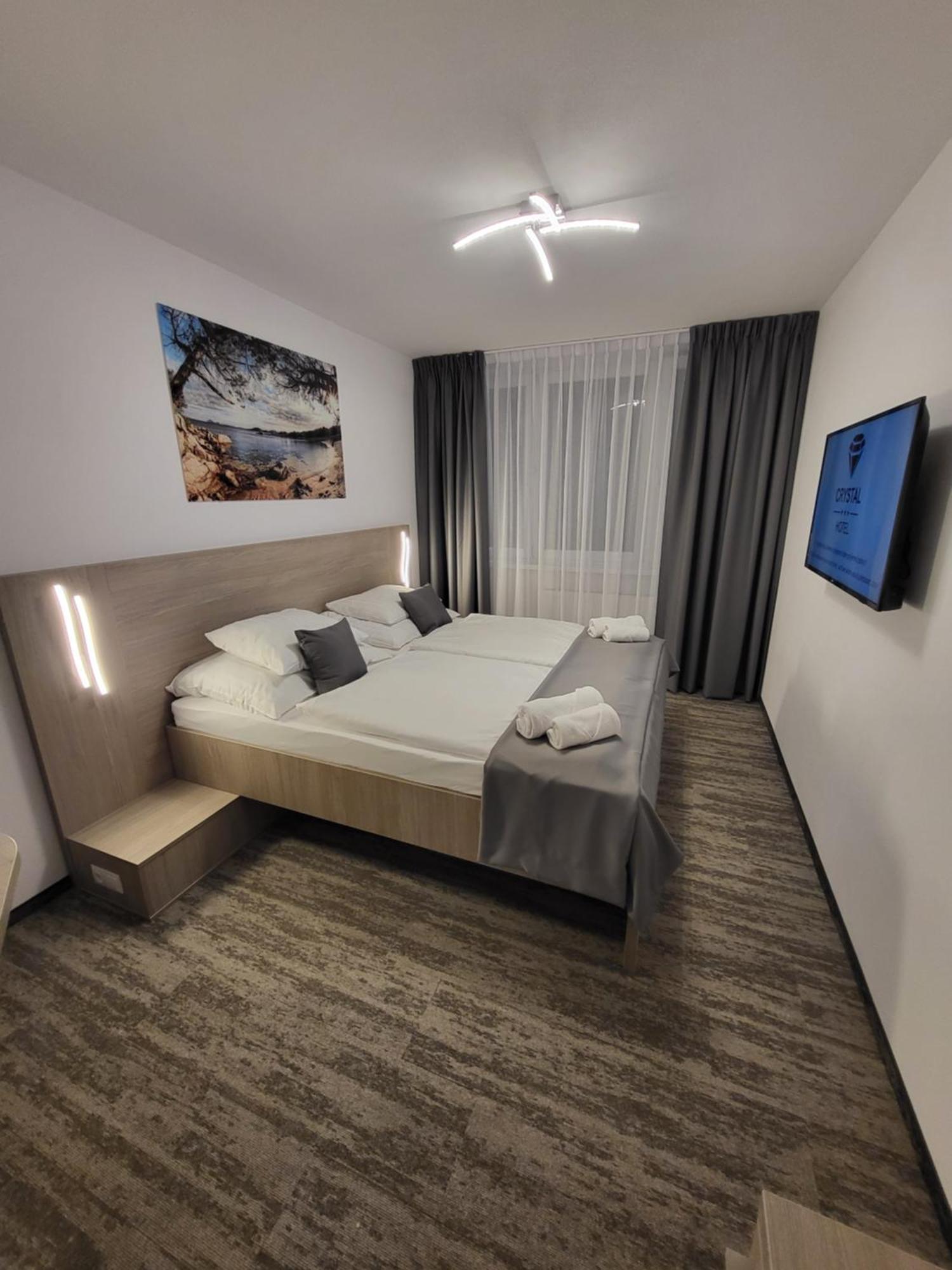 Hotel Crystal Košice Esterno foto