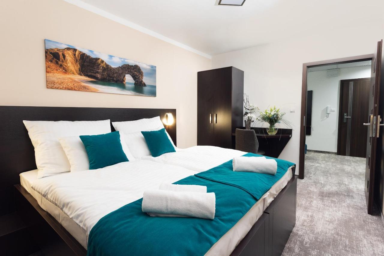 Hotel Crystal Košice Esterno foto